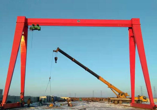 河北張家口電動(dòng)單梁龍門吊現(xiàn)場(chǎng)使用案例