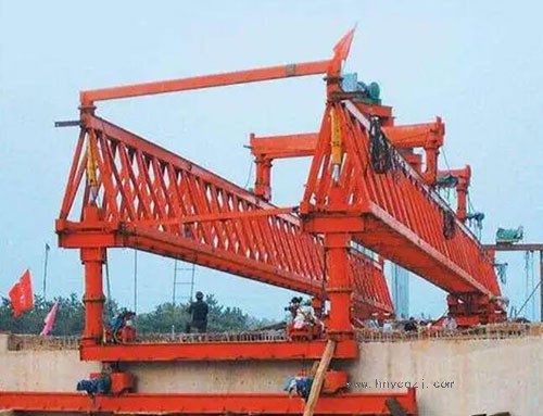 架橋機拆除施工方案中應(yīng)包含哪些關(guān)鍵步驟和注意事項？