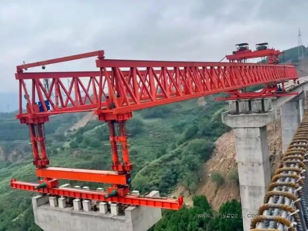 1000噸架橋機的價格是否包括安裝和調試費用？